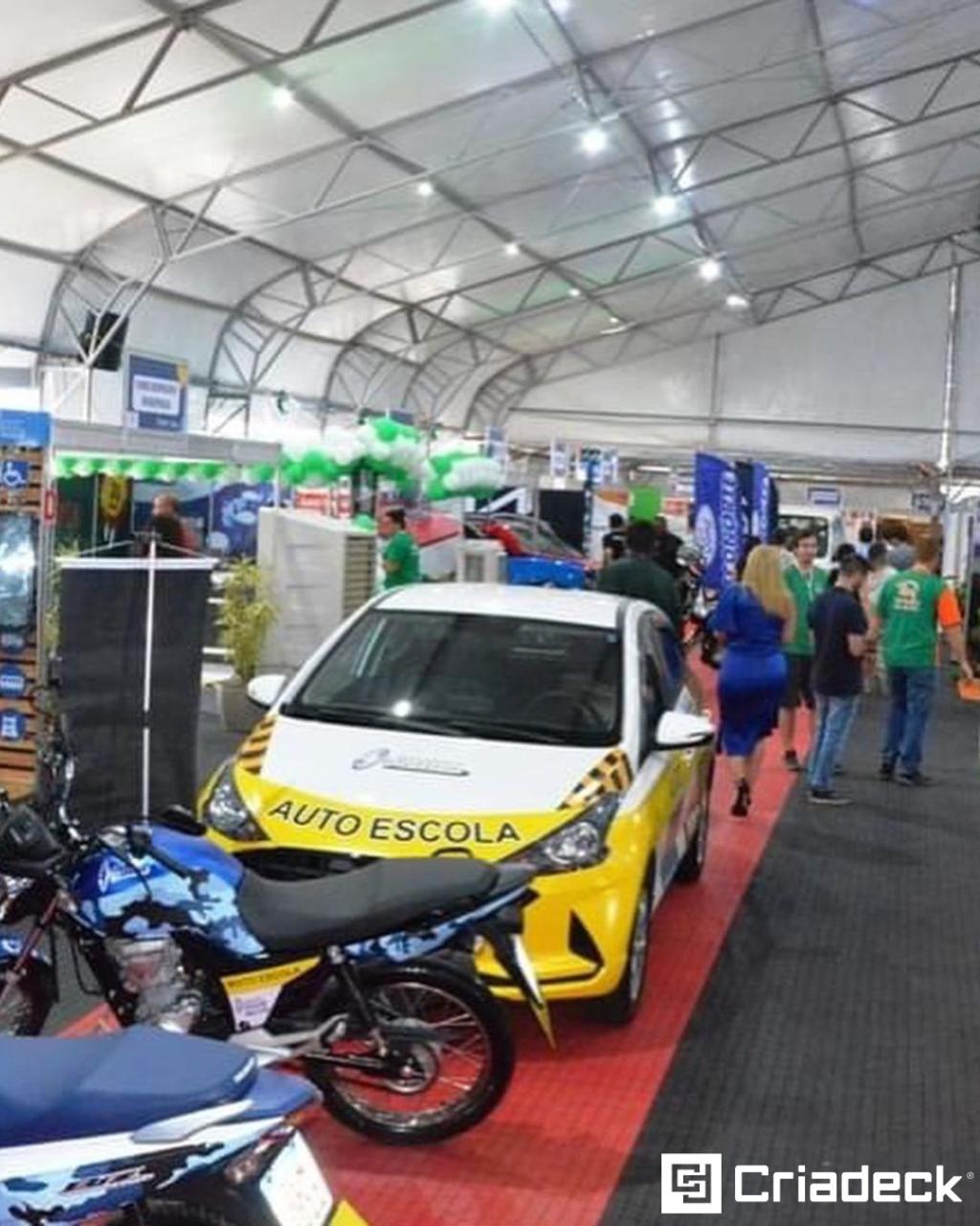 Feira Empreenda Caraguatatuba 2022: Criadeck Reforça Segurança Com Piso Plástico Pixel.